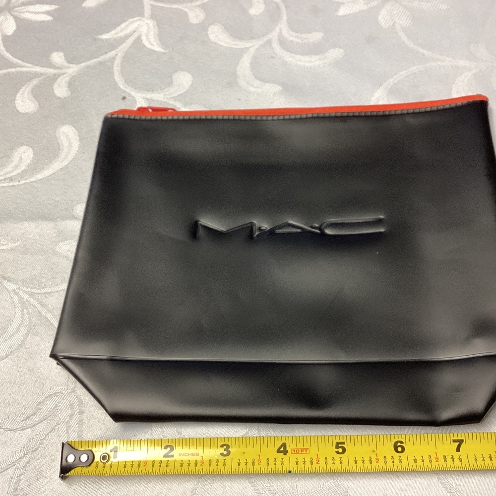Authentic MAC Small Red Cosmetic Bag – Travel Makeup Pouch BLACK / RED.